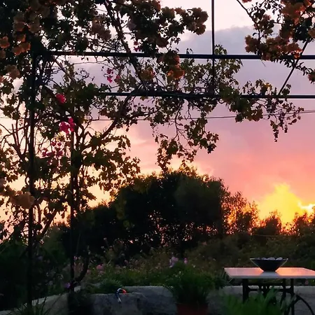 度假居 Tsapoula *