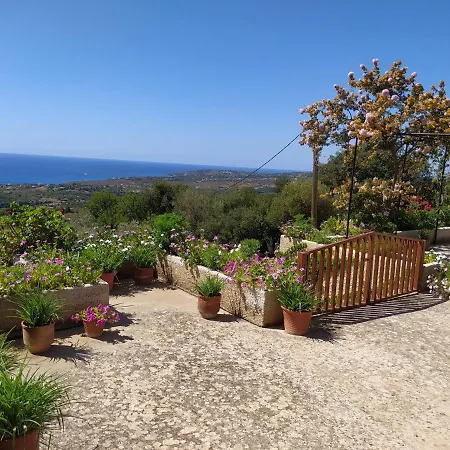 Feriehus Tsapoula Mousata