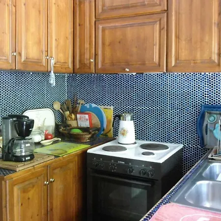 Tsapoula Feriehus Mousata