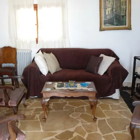 Tsapoula Holiday home *