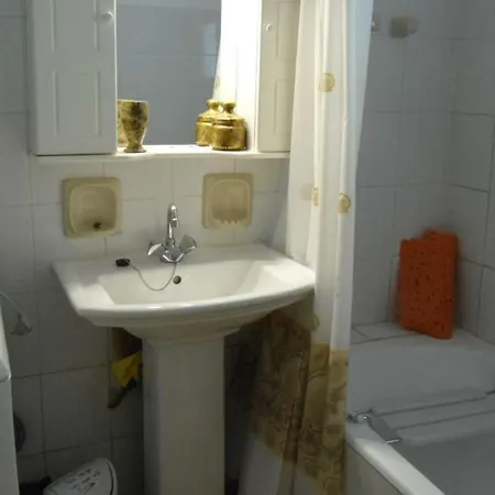 Tsapoula Nyaraló Muszáta